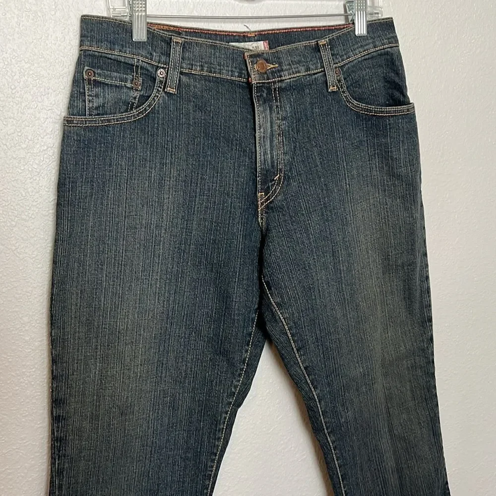 Levi’s 550 Relaxed Bootcut Jean Size 12S